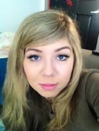 Jennette-McCurdy-blue-eyes