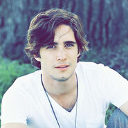 Diego Boneta Wiki