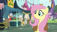 Background conversations S02E19