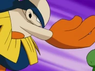 EP307 Hariyama usando desarme