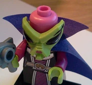 Female Alien Head