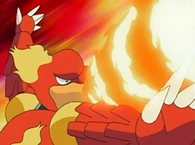 EP535 Magmar usando giro fuego