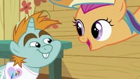 Scootaloo 'Bedazzling' S2E08