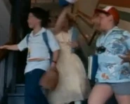 Conniehatsteal