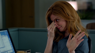 http://images2.wikia.nocookie.net/__cb20120726031831/suits/images/thumb/0/09/S01E05P071_Donna.png/320px-S01E05P071_Donna.png