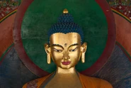 Statue-tibetan-temple-manali