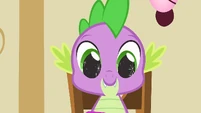 Spike's eyes sparkling S1E25