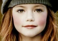 Mackenzie Foy1
