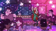 S1e7 wendy dancing