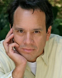 Gil Zuniga