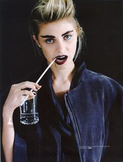 Taylormomsen