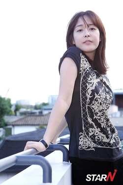 Lee Ha Na17