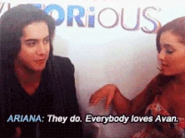 A-A-avan-jogia-and-ariana-grande-29350353-245-184