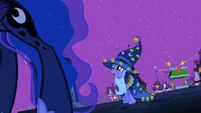 Twilight telling Luna to be quieter S2E4