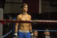 4x09-NealBlueShorts