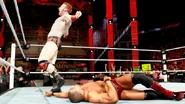 Raw 9-10-12 39