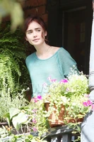 Lilly Collins