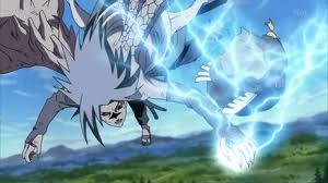 Sasuke usa el Chidori para escapar