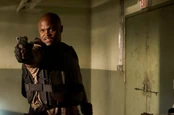 File-Iron-e-singleton-t-dog-walking-dead-sick-season-3-amc