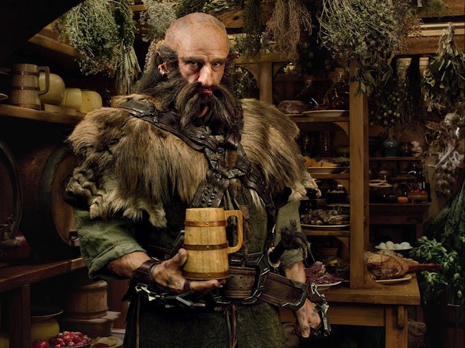 The-Hobbit-Dwalin-In-Pantry.jpg