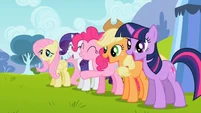 Ponies excited2 S02E07