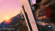 http://gta.wikia.com/Vinewood_(GTA_V)?file=TiB0N