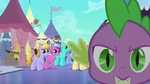 Spike running to Twilight S3E2