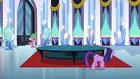 Twilight 'It's gotta be here somewhere' S3E2