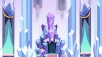 Closeup of throne S3E2