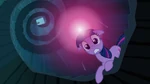 Twilight alarmed S3E2