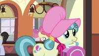 Apple Bloom outside train window S3E4