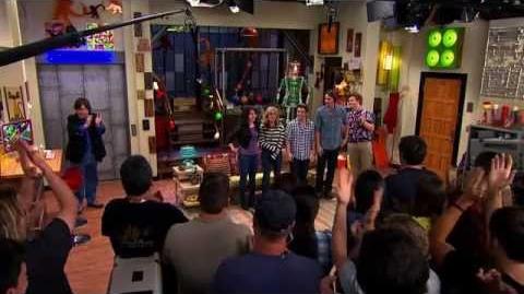 ICarly Retrospect Interview