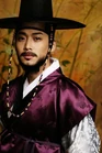 Hwang Jin Yi12
