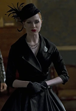 Sophie-AnneS03E12