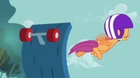 Scootaloo getting launched up from her scooter S3E06
