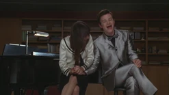 204-Duets-glee-16249335-1580-888