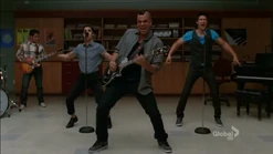 MashOffFaveScene