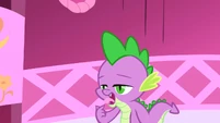 Spike choke S01E03