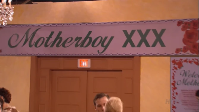 2x13 Motherboy XXX (75)
