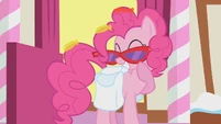 Pinkie Pie Giggle S1E7