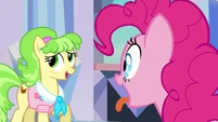 Ms. Peachbottom feeling awkward S03E12