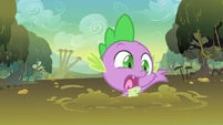 Spike in mud S01E15