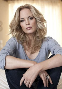 Chandra West