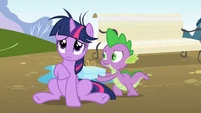 Spike box S02E03