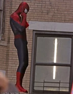 Amazing-spider-man-hanging