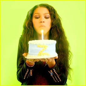 Zendaya-coleman-blowing-out-candles