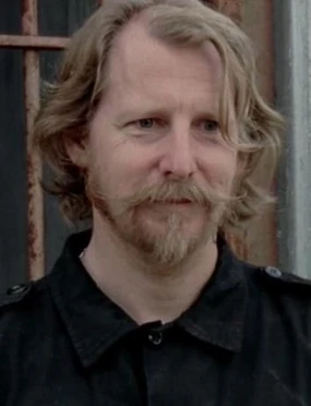 images2.wikia.nocookie.net/__cb20130304071725/walkingdead/images/3/3b/Axel3x10.jpg
