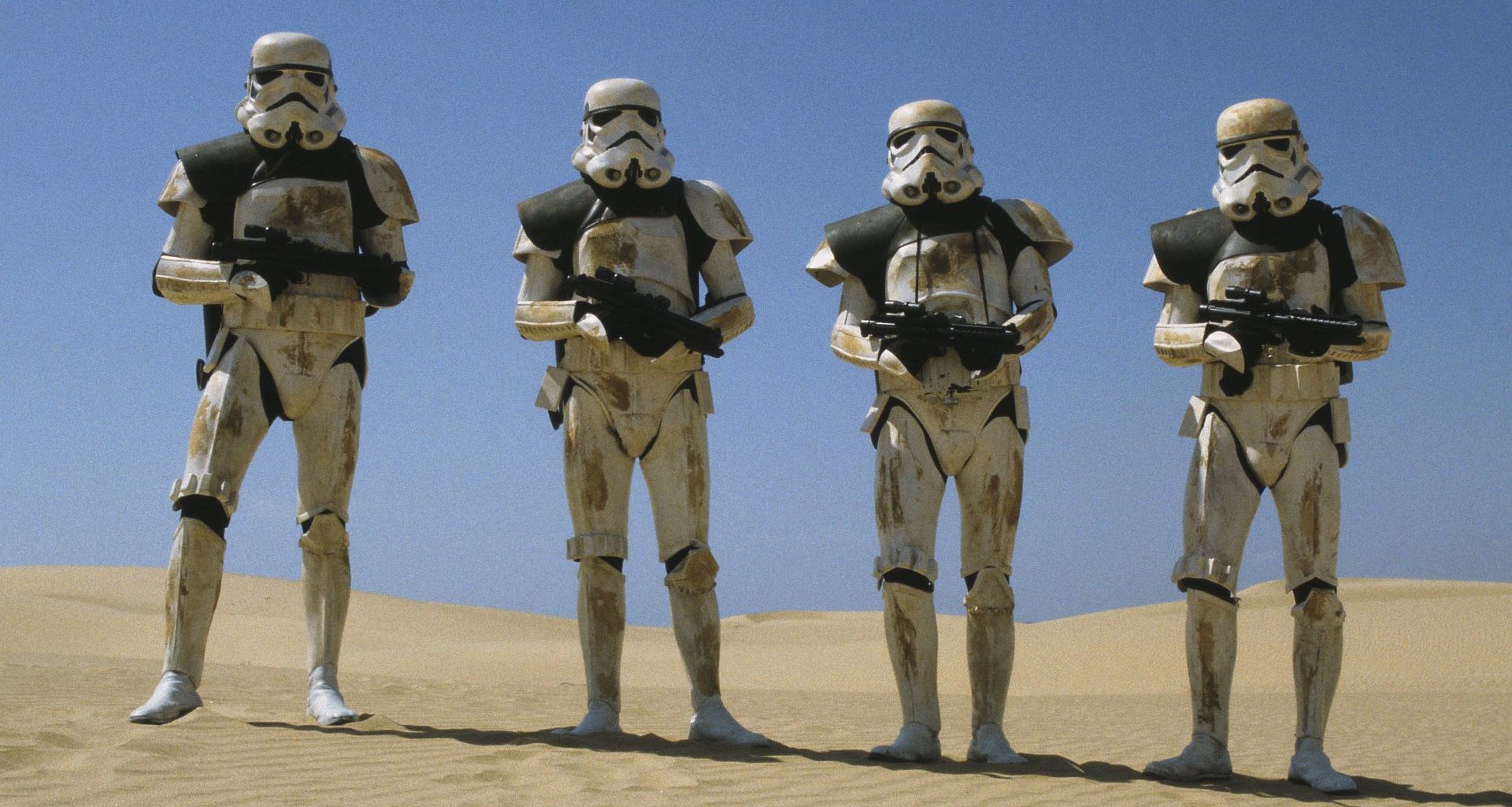 sandtrooper white pauldron