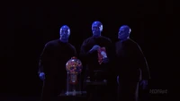 3x01 The Cabin Show (49)
