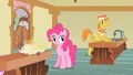Mr. Cake anypony hungry S2E13.png